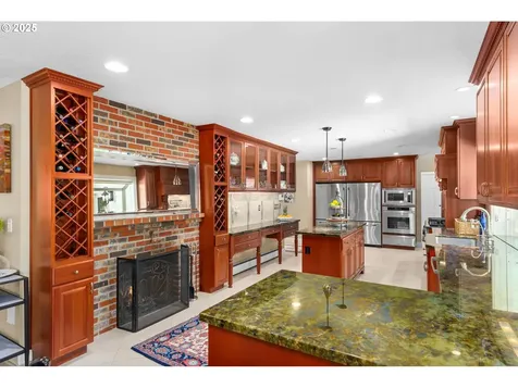 1505 Country Club Road Lake Oswego OR 97034