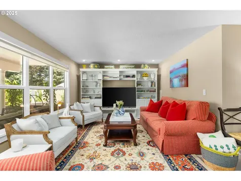 1505 Country Club Road Lake Oswego OR 97034