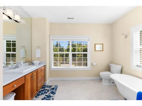 1505 Country Club Road Lake Oswego OR 97034