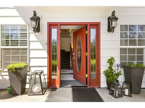 1505 Country Club Road Lake Oswego OR 97034