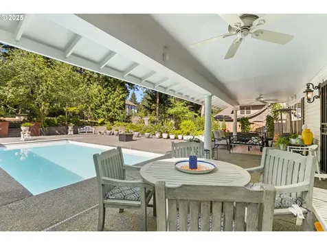 1505 Country Club Road Lake Oswego OR 97034