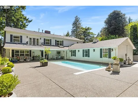 1505 Country Club Road Lake Oswego OR 97034