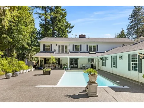 1505 Country Club Road Lake Oswego OR 97034