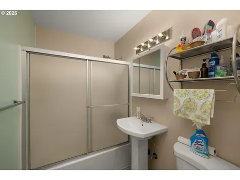 1015 NE 60th Avenue Portland OR 97213