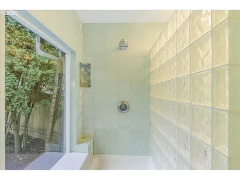 8770 SW 71st Place Portland OR 97223