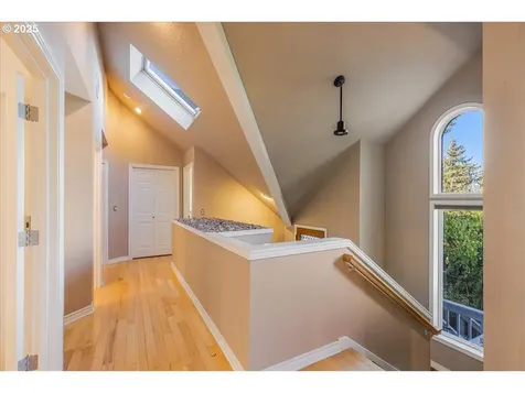 8770 SW 71st Place Portland OR 97223