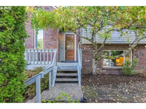 8770 SW 71st Place Portland OR 97223