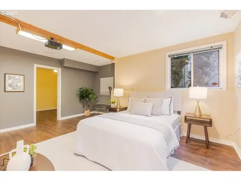 8770 SW 71st Place Portland OR 97223