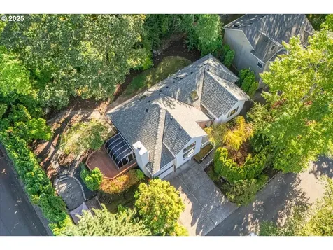8770 SW 71st Place Portland OR 97223