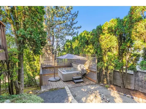 8770 SW 71st Place Portland OR 97223