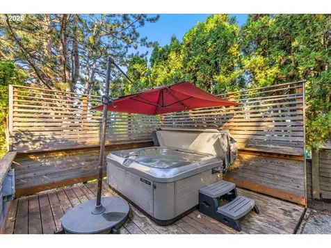 8770 SW 71st Place Portland OR 97223