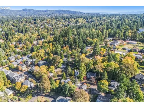 8770 SW 71st Place Portland OR 97223