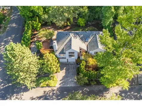 8770 SW 71st Place Portland OR 97223