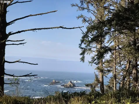 0 Fulton Avenue Coos Bay OR 97420