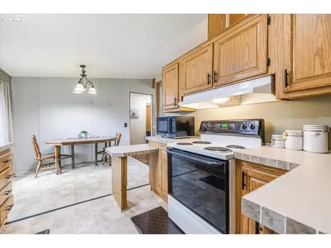 114 Getchell Court Amity OR 97101