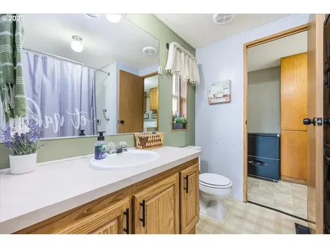 114 Getchell Court Amity OR 97101