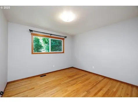 15 SW 95th Avenue Portland OR 97225
