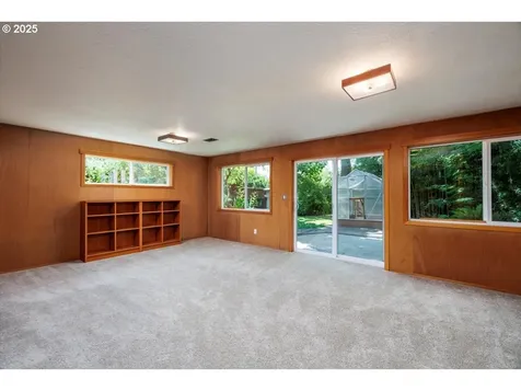 15 SW 95th Avenue Portland OR 97225