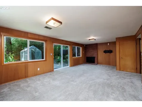 15 SW 95th Avenue Portland OR 97225