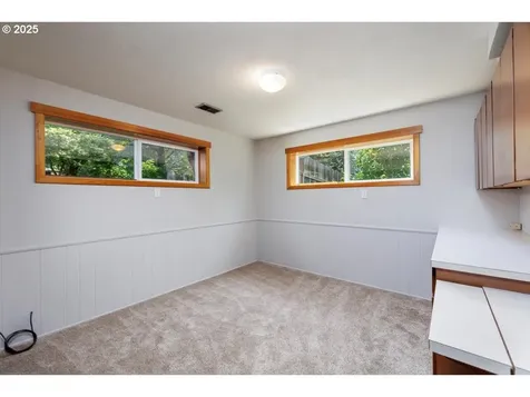 15 SW 95th Avenue Portland OR 97225