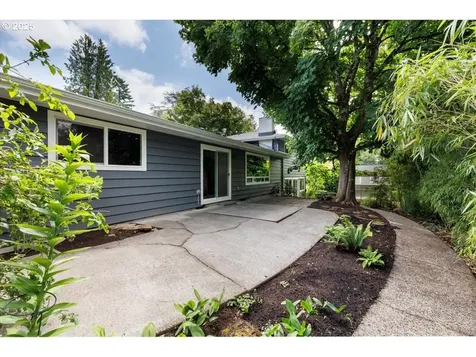 15 SW 95th Avenue Portland OR 97225