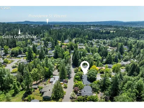 15 SW 95th Avenue Portland OR 97225