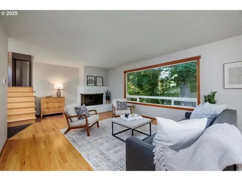 15 SW 95th Avenue Portland OR 97225