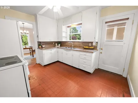 228 Kensington Avenue Astoria OR 97103