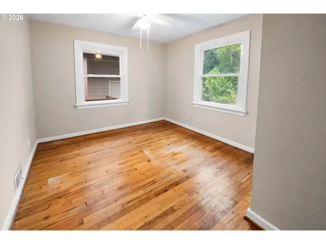 228 Kensington Avenue Astoria OR 97103