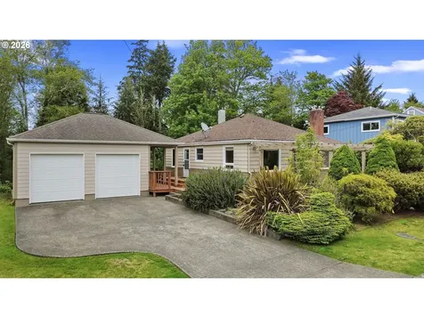 228 Kensington Avenue Astoria OR 97103