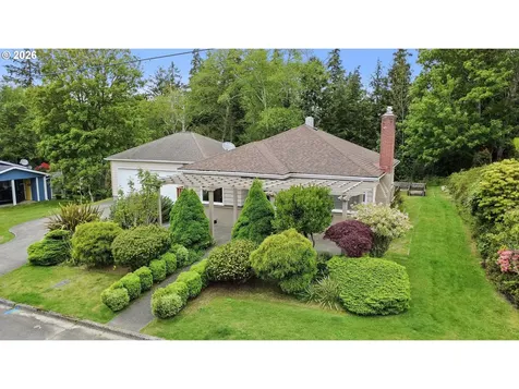 228 Kensington Avenue Astoria OR 97103