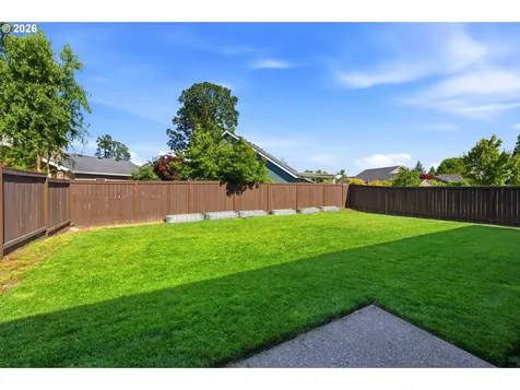 2748 NW William Drive Mcminnville OR 97128