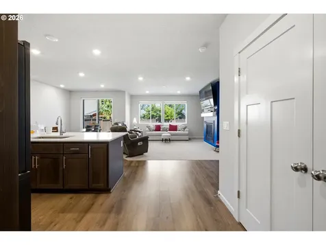 2748 NW William Drive Mcminnville OR 97128