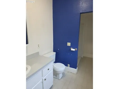 212 SE Mosher Avenue Roseburg OR 97470