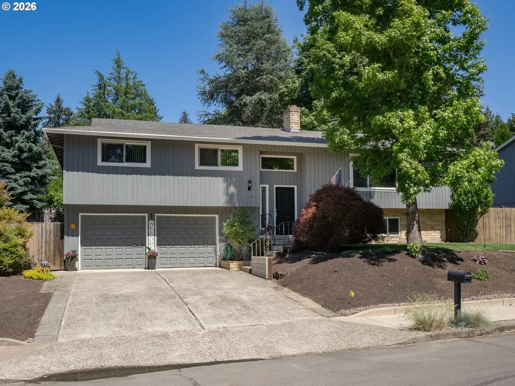1360 Tamarisk Drive West Linn OR 97068