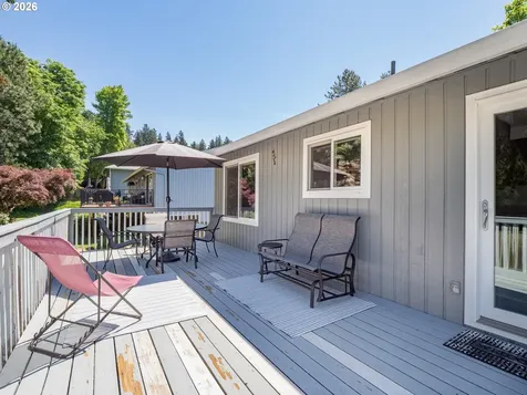 1360 Tamarisk Drive West Linn OR 97068