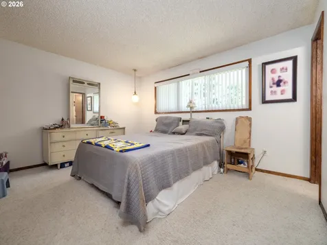 1360 Tamarisk Drive West Linn OR 97068