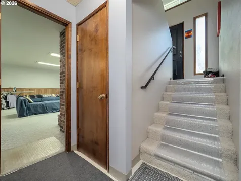1360 Tamarisk Drive West Linn OR 97068