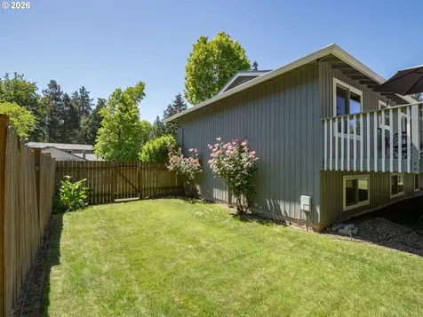 1360 Tamarisk Drive West Linn OR 97068