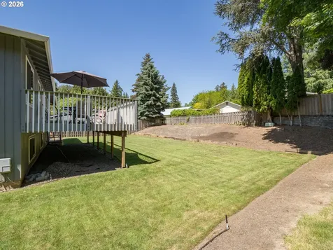 1360 Tamarisk Drive West Linn OR 97068