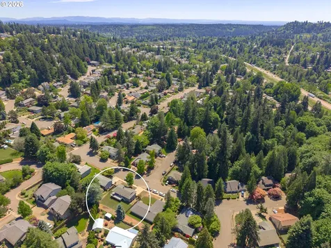 1360 Tamarisk Drive West Linn OR 97068