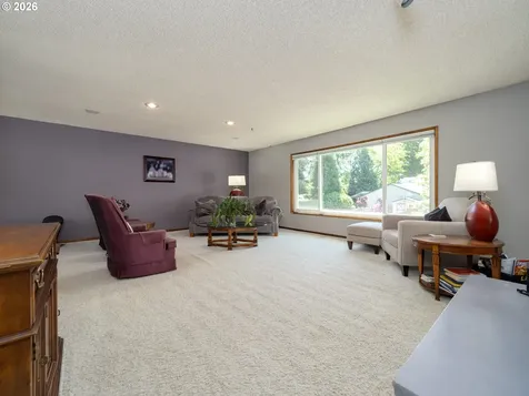 1360 Tamarisk Drive West Linn OR 97068