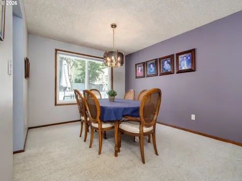 1360 Tamarisk Drive West Linn OR 97068