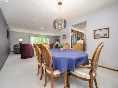 1360 Tamarisk Drive West Linn OR 97068