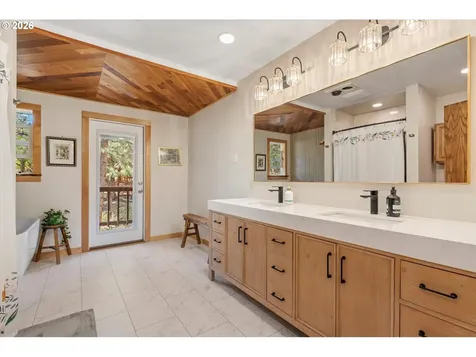 208 Adam Drive Canyon City OR 97820