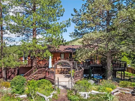 208 Adam Drive Canyon City OR 97820