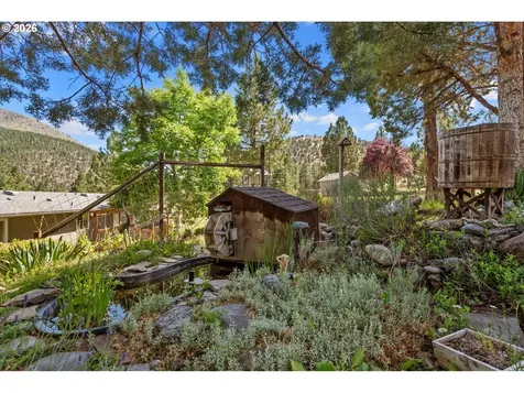 208 Adam Drive Canyon City OR 97820