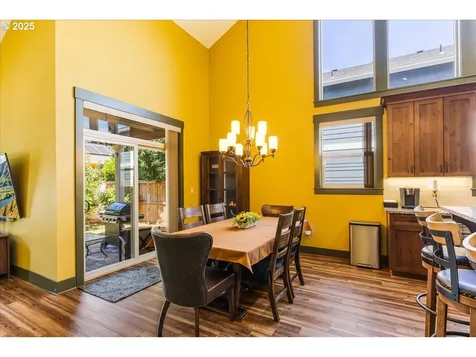 1832 4th Street Hood River OR 97031
