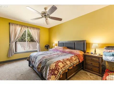 1832 4th Street Hood River OR 97031