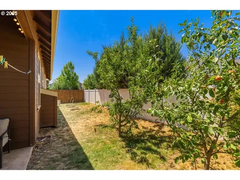 1832 4th Street Hood River OR 97031